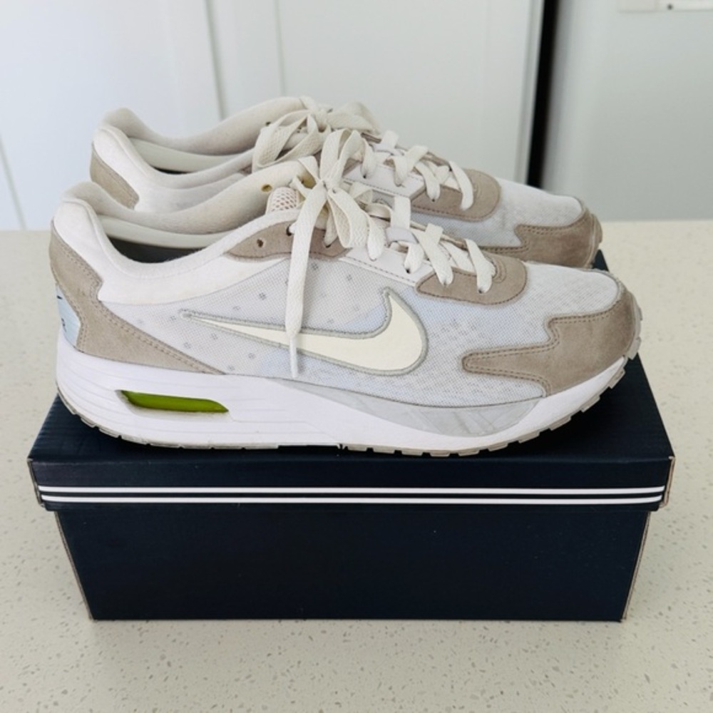 Womens Size 9 Nike Air Max Solo Phantom White Grey Shoe FN0784 003